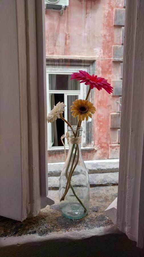 B&B Patane' Napels Buitenkant foto