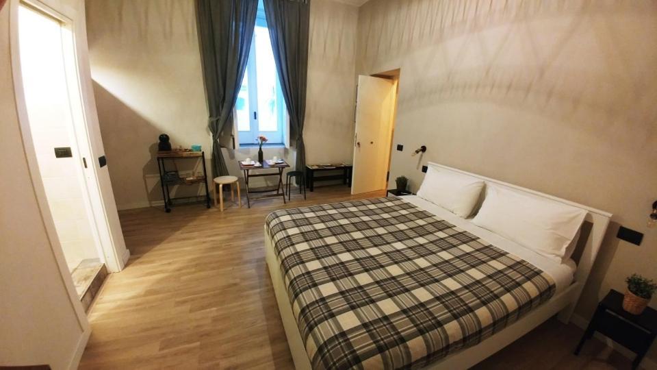 B&B Patane' Napels Buitenkant foto